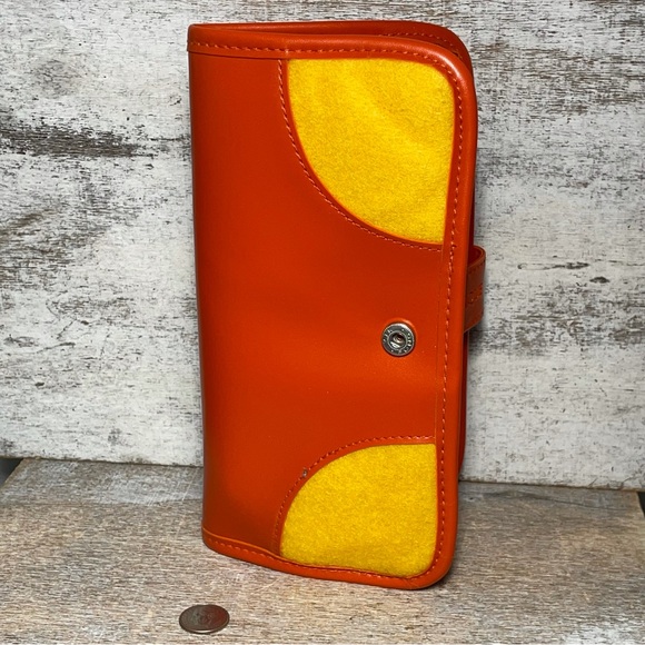 BBVA MLS Houston Dynamo Adults Captain's Armband Orange Black New One Size - Picture 8 of 9